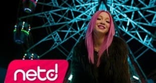 ece seckin aman aman 310x165 - Ece Seçkin - Aman Aman